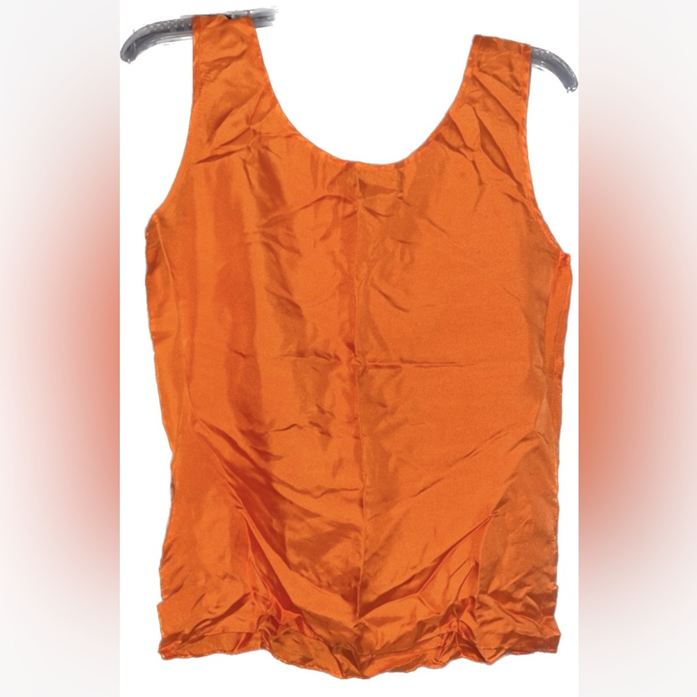 SOLD! 100% Silk Vintage Boxxy Tank